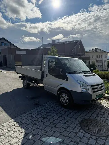 Ford Transit 350L Van