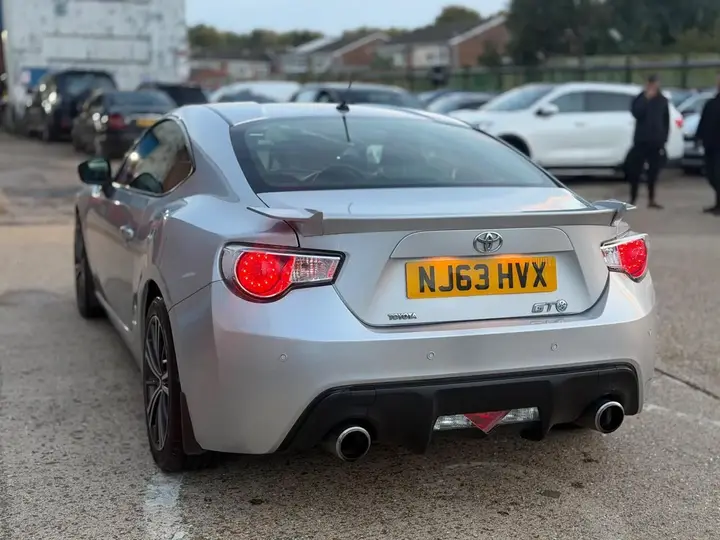 Toyota Gt86 2013 photo 5