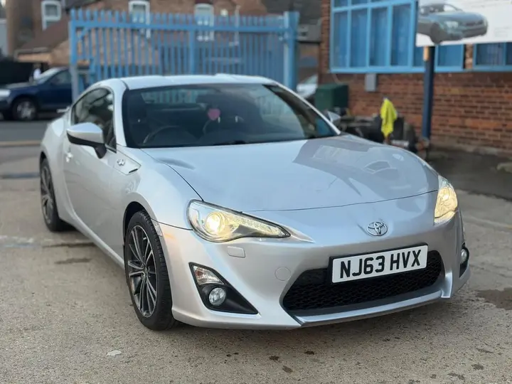 Toyota Gt86 2013 photo 2