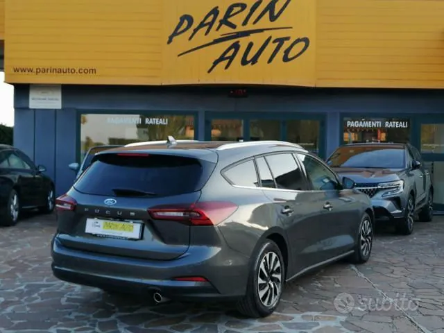 Ford Focus 2025 photo 3