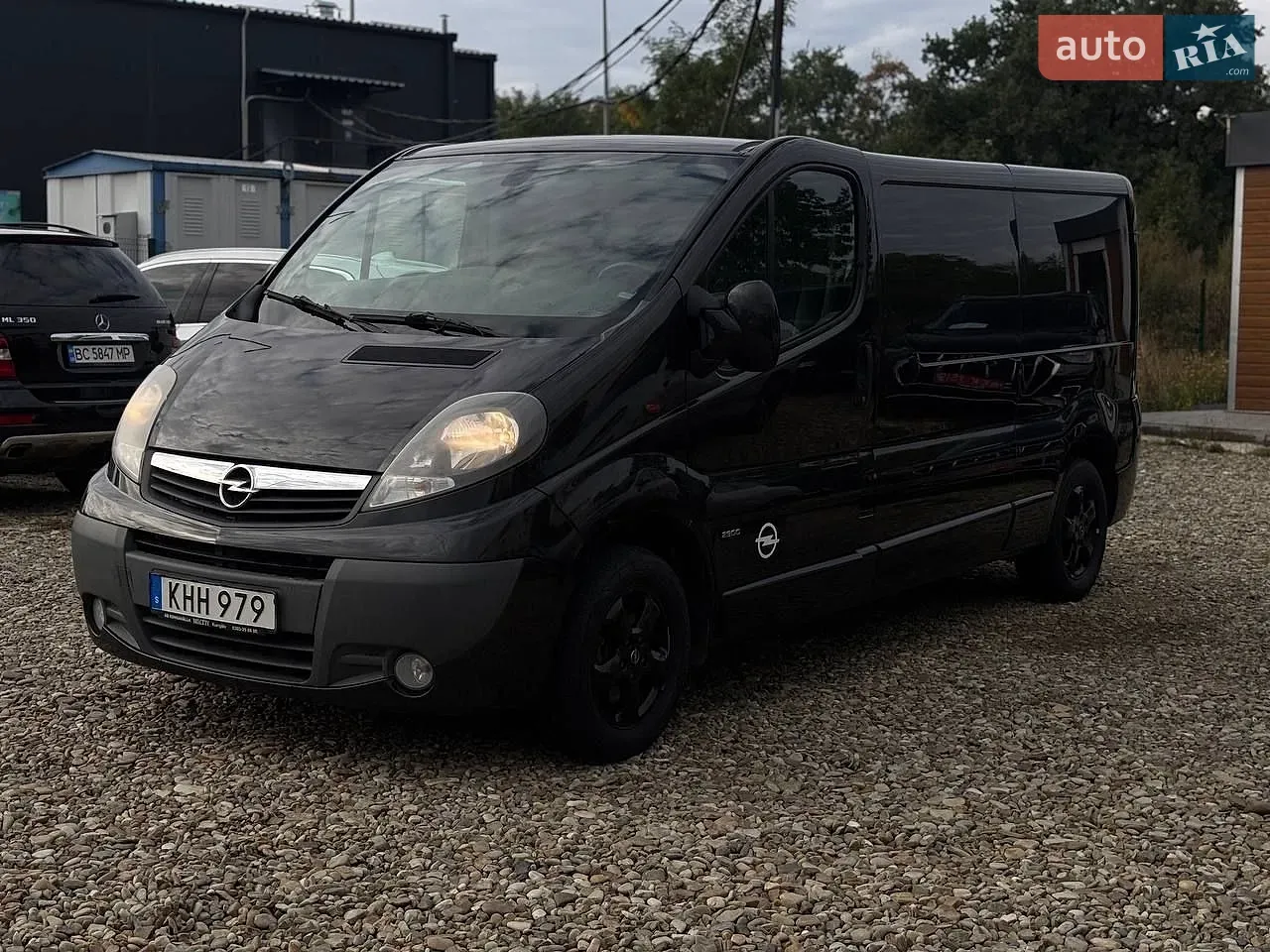 Opel Vivaro 2014 photo 5