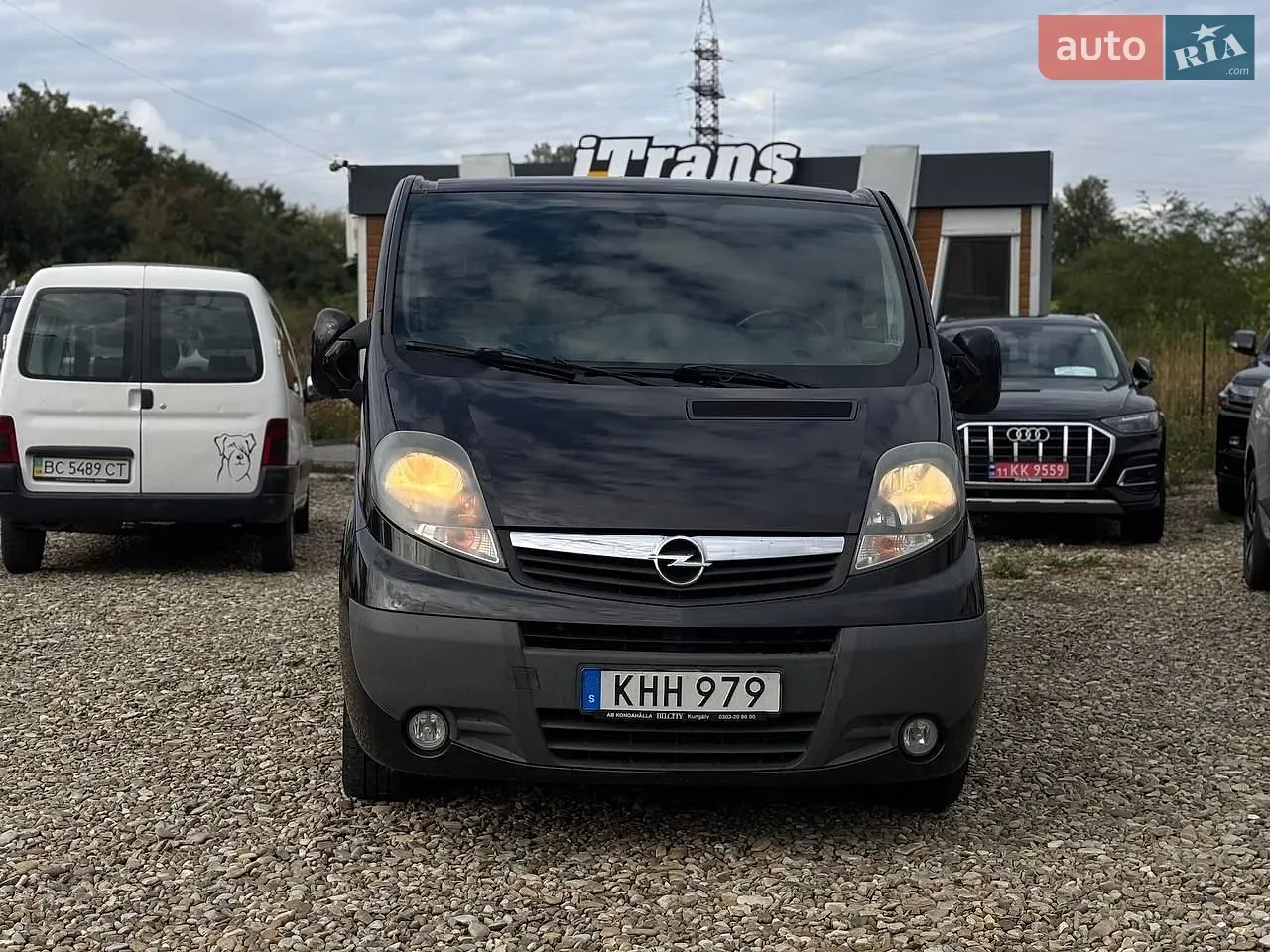 Opel Vivaro 2014 photo 3