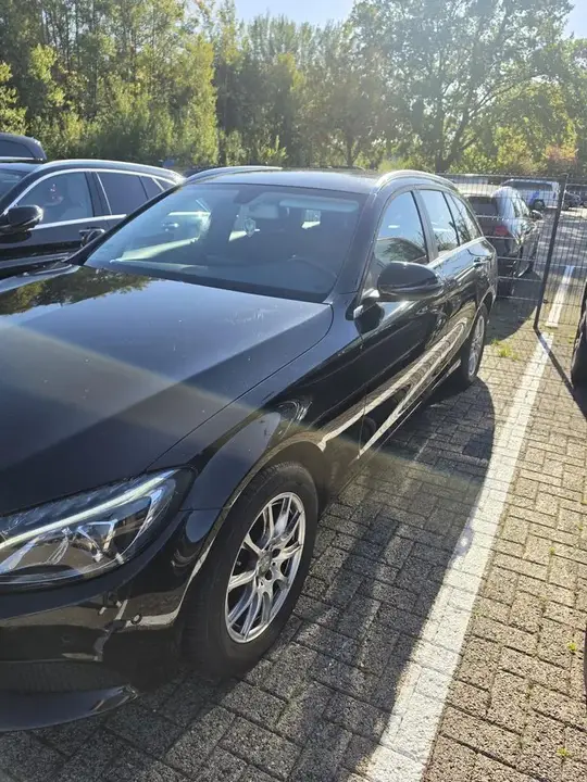 Mercedes-Benz C180 D