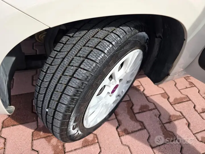 Fiat Panda 2012 photo 5