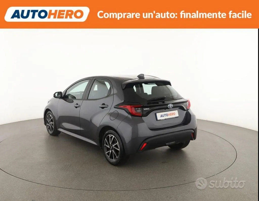 Toyota Yaris 2023 photo 4