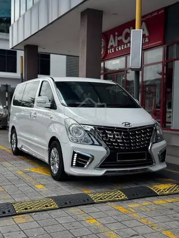 Hyundai Starex