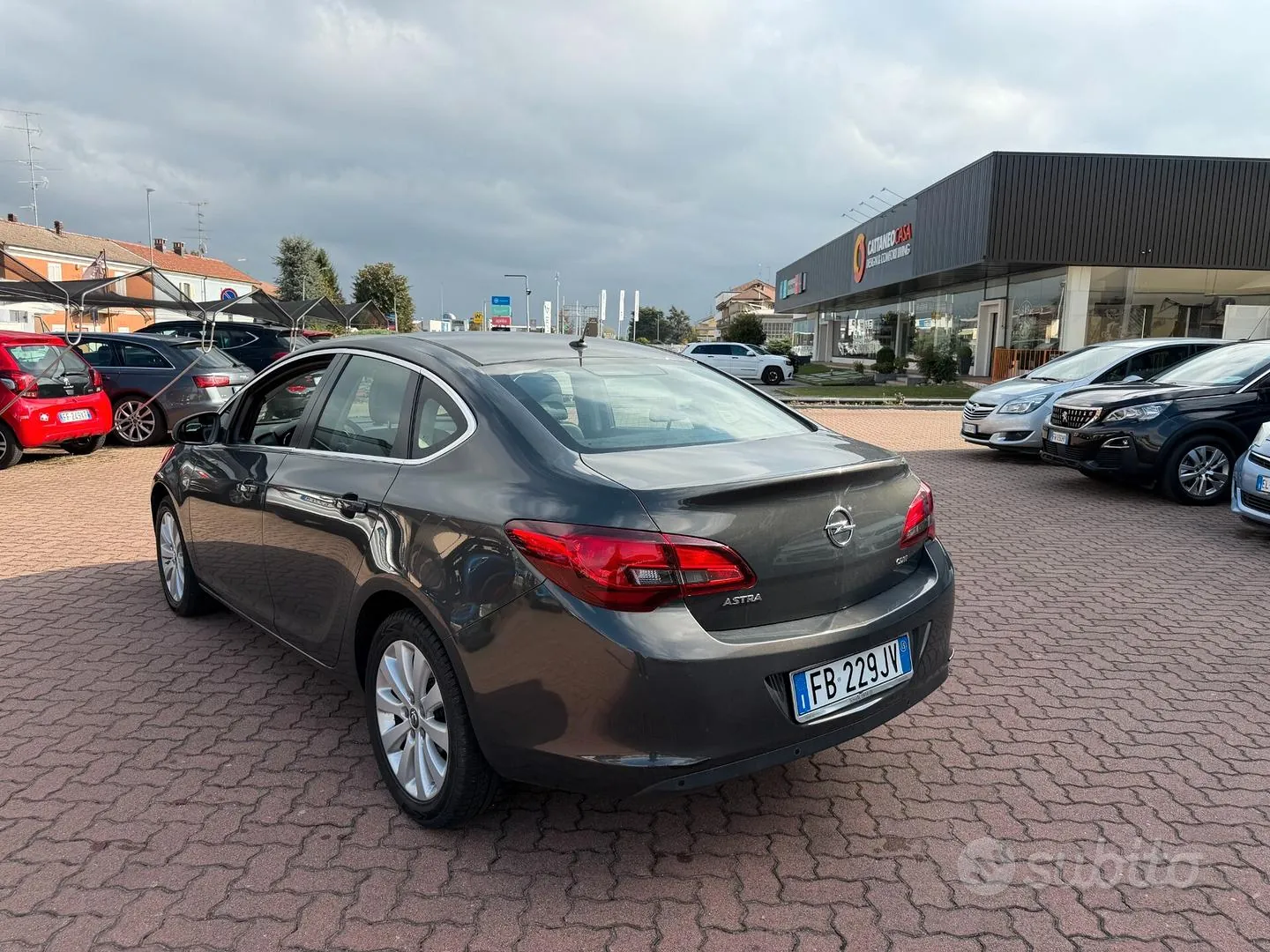 Opel Astra 2015 photo 4