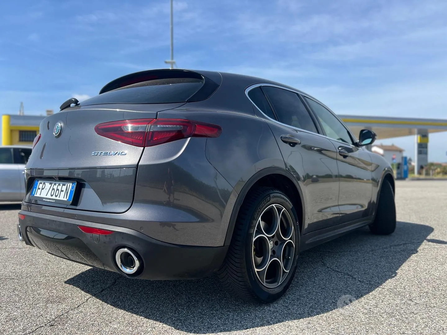 Alfa Romeo Stelvio 2018 photo 3