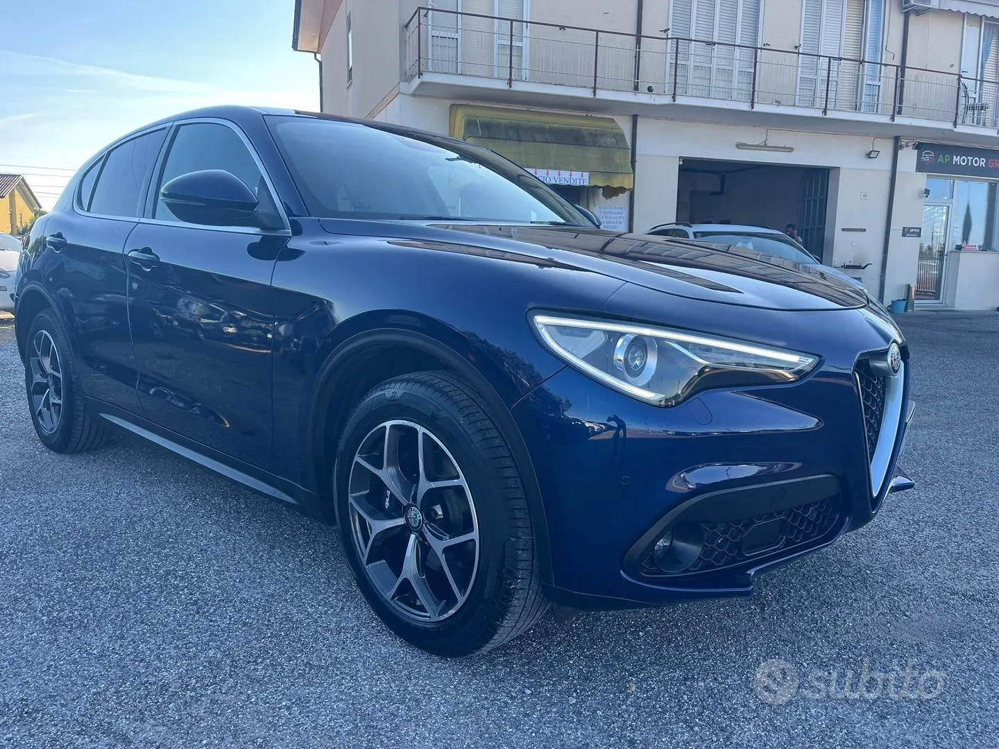 Alfa Romeo Stelvio 2018 photo 2