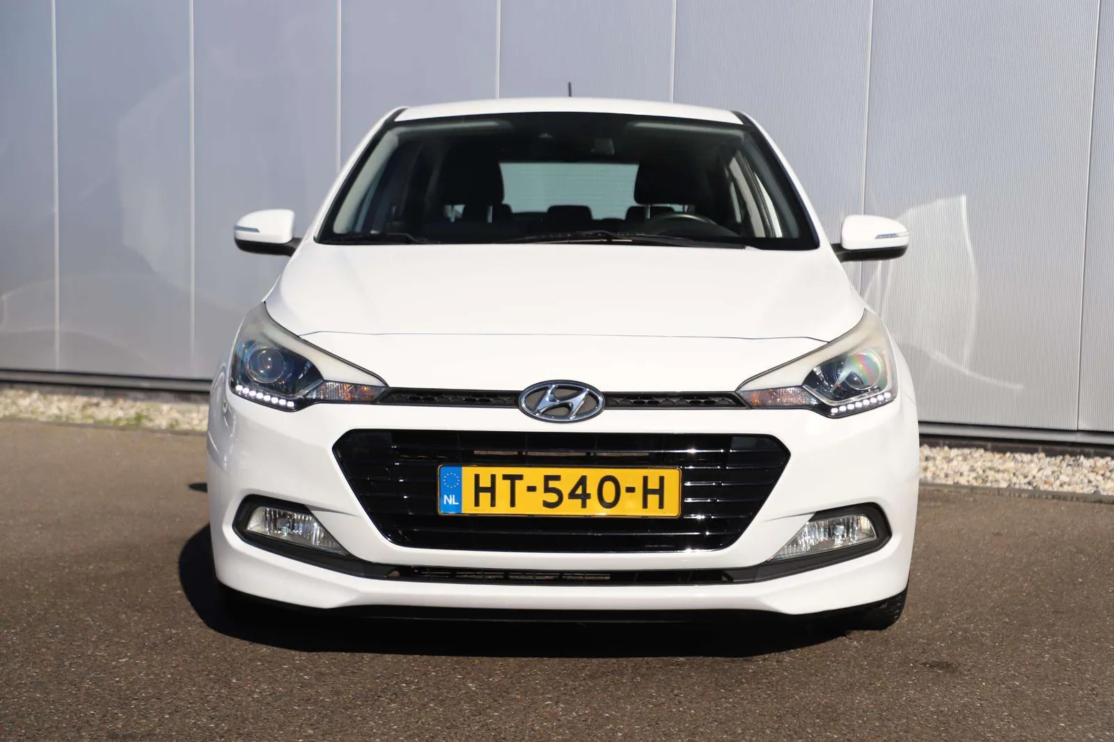 Hyundai I20 2016 photo 2
