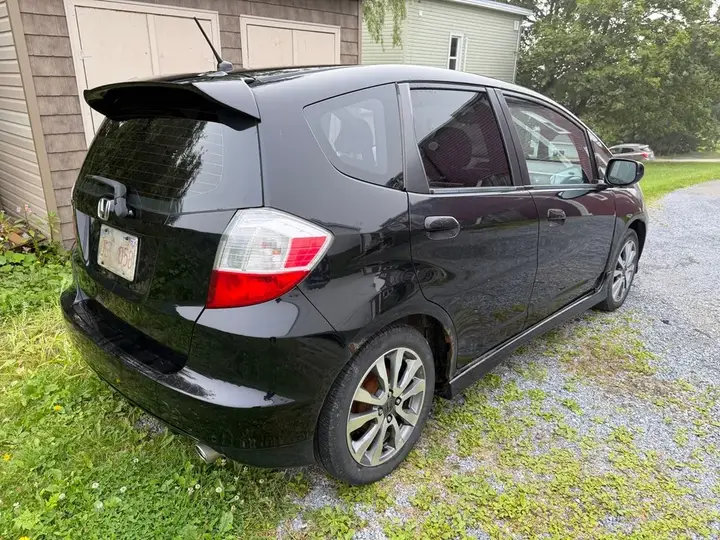 Honda Fit 2013 photo 3