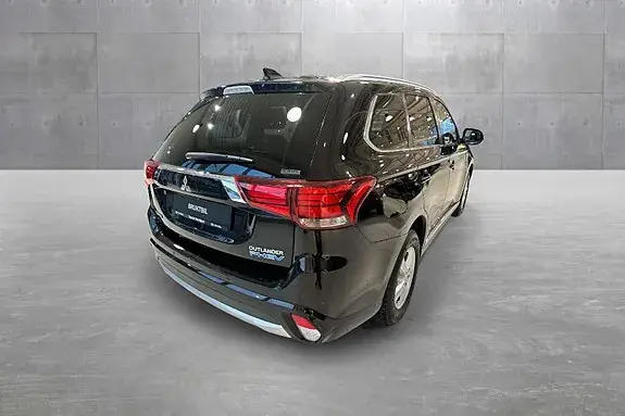 Mitsubishi Outlander 2018 photo 5