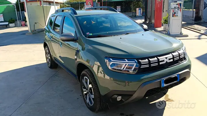 Dacia Duster 2023 photo 3