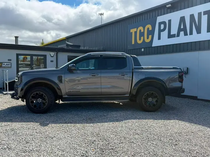 Ford Ranger 2024 photo 2