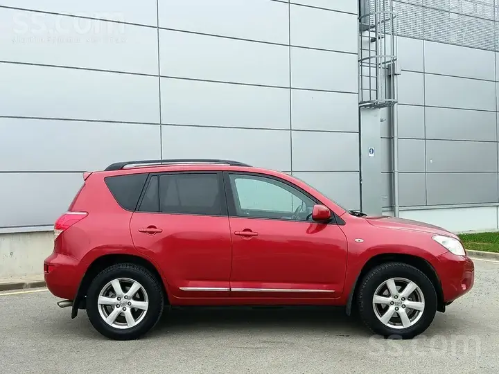 Toyota Rav4 2008 photo 3