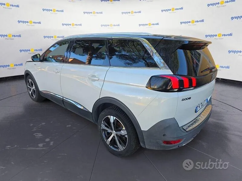 Peugeot 5008 2017 photo 3