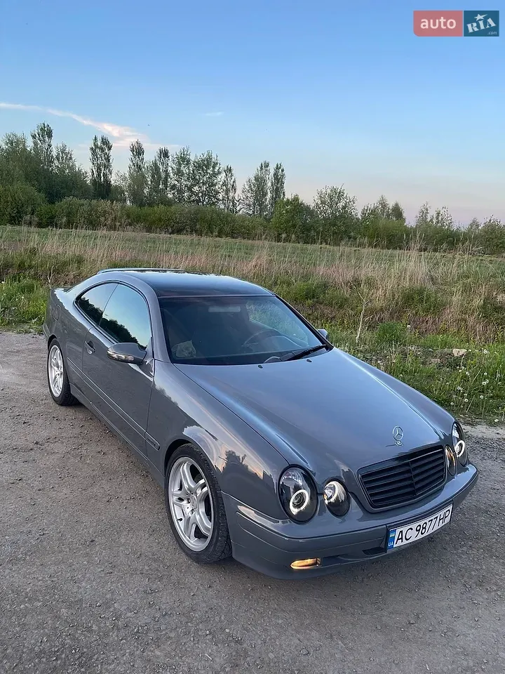 Mercedes-Benz Clk-Class 2001 photo 3