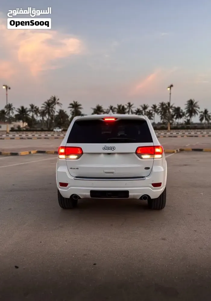 Jeep Grand Cherokee 2026 photo 2
