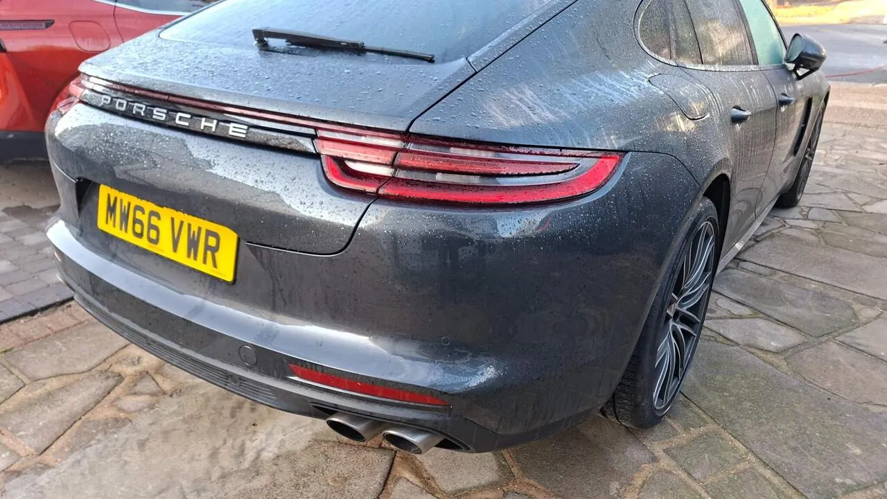 Porsche Panamera 2016 photo 2