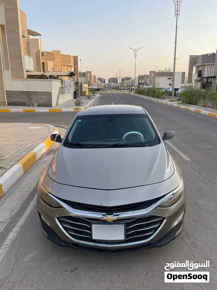 Chevrolet Malibu 2022 photo 2