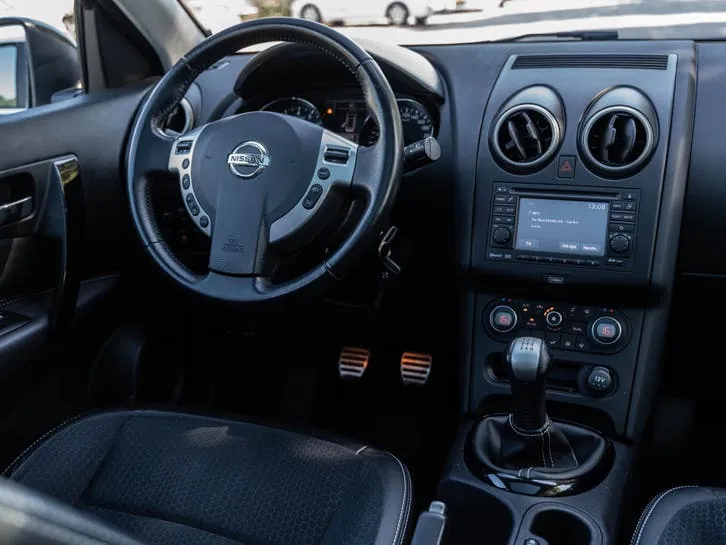 Nissan Qashqai 2013 photo 2