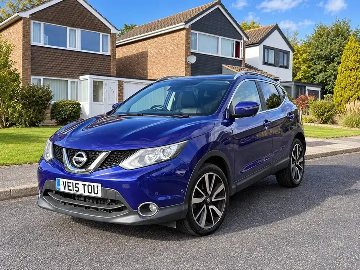Nissan Qashqai 2015 photo 2