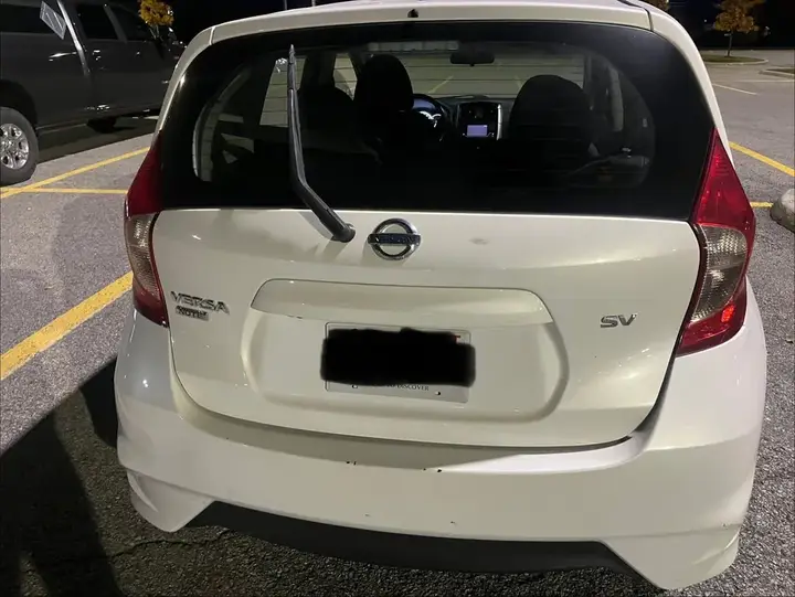 Nissan Versa 2018 photo 5
