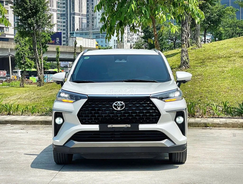 Toyota Veloz