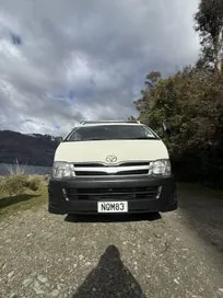 Toyota Hiace 2013 photo 3