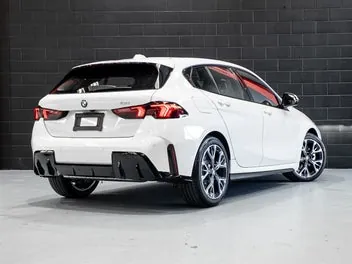 BMW 120I 2025 photo 4