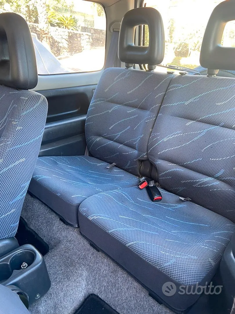Suzuki Jimny 2004 photo 5
