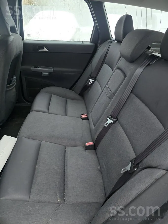 Volvo V50 2004 photo 5