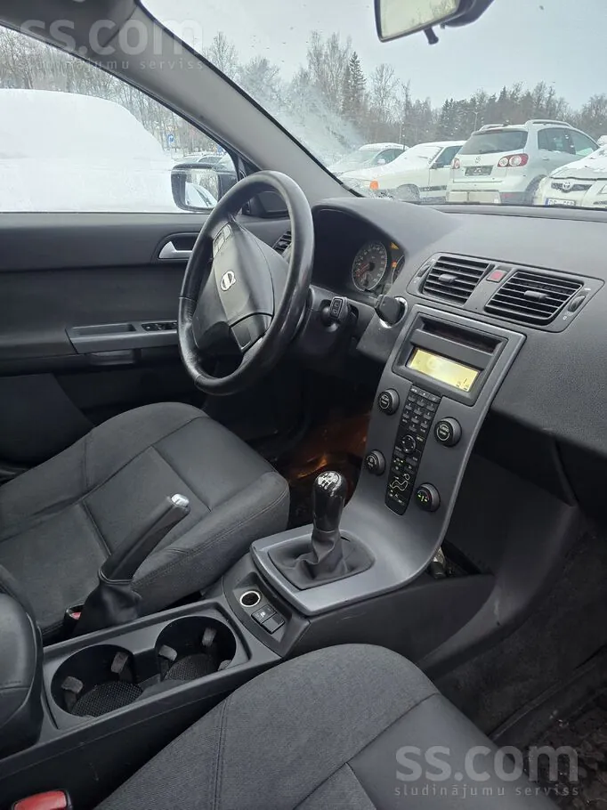 Volvo V50