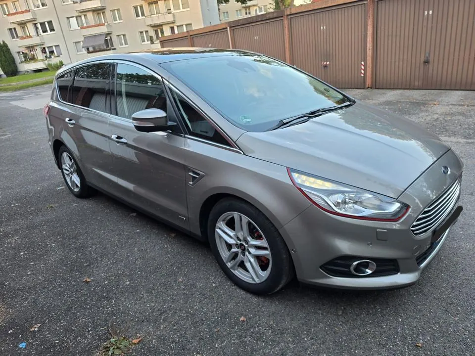 Ford S-Max
