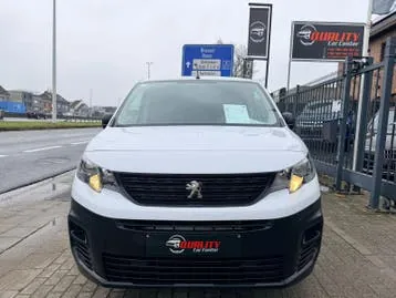 Peugeot Partner 2023 photo 2