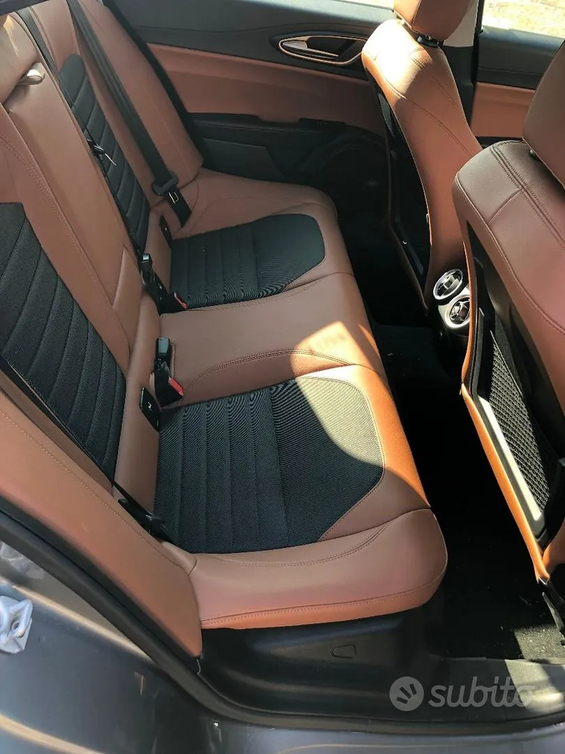 Alfa Romeo Giulia 2018 photo 4