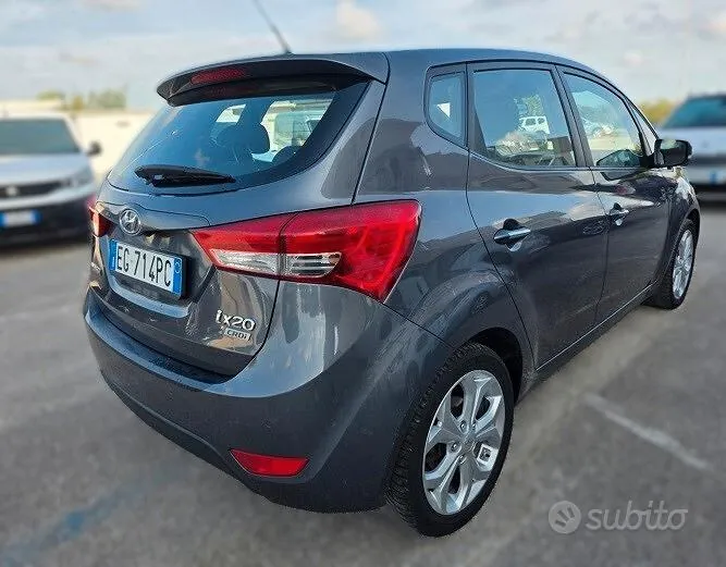 Hyundai Ix20 2011 photo 3