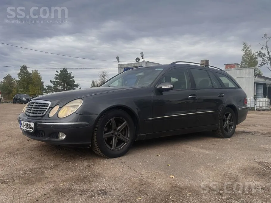 Mercedes-Benz E270 2005 photo 5