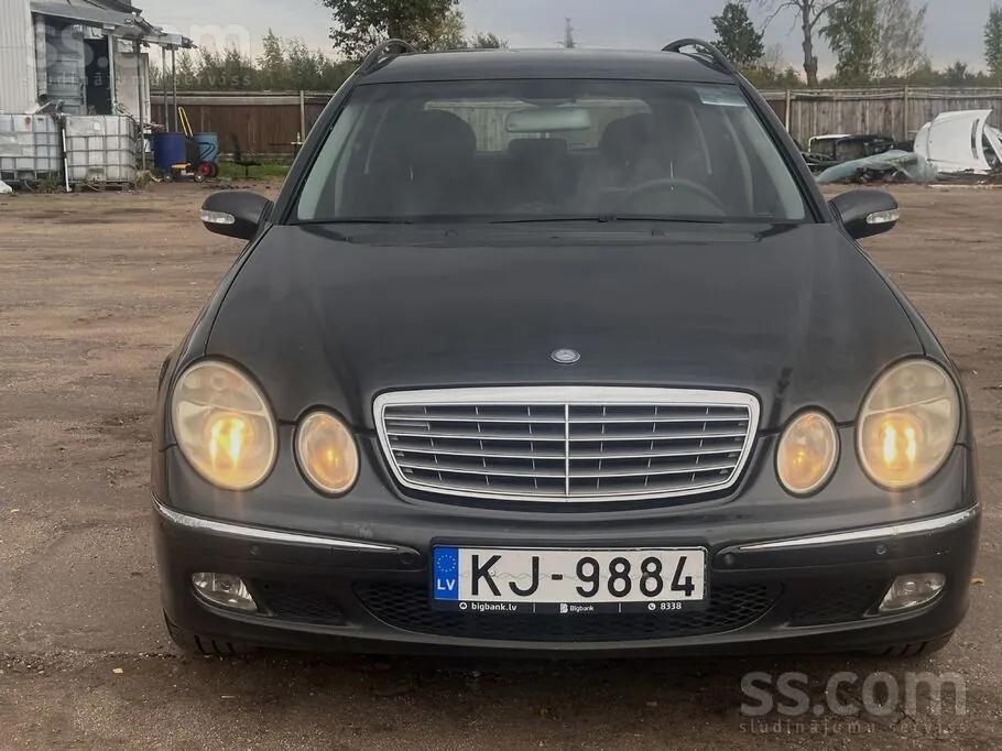 Mercedes-Benz E270