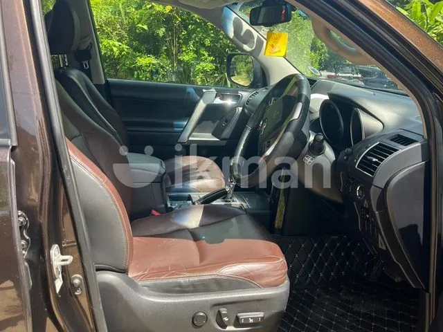 Toyota Land Cruiser Prado 2016 photo 5