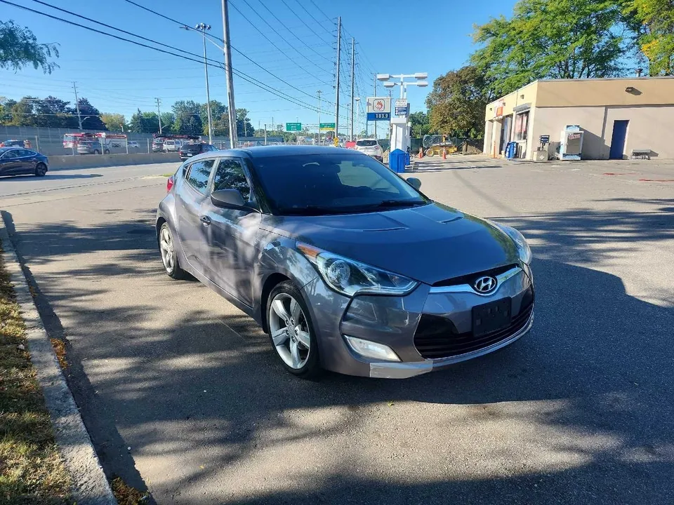 Hyundai Veloster 2013 photo 2