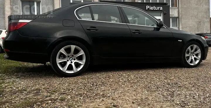 BMW 530D 2004 photo 5