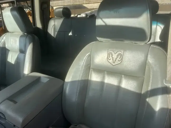 Dodge Ram 3500 2006 photo 5
