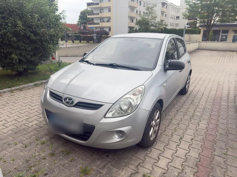 Hyundai I20