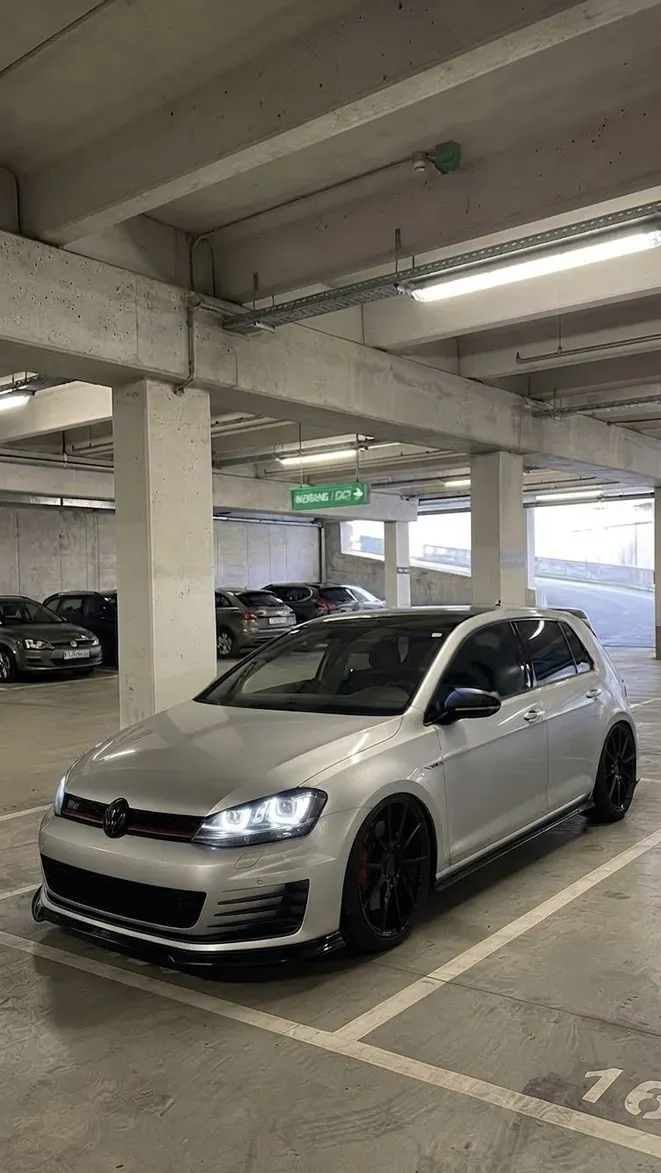 Volkswagen Golf 2013 photo 3
