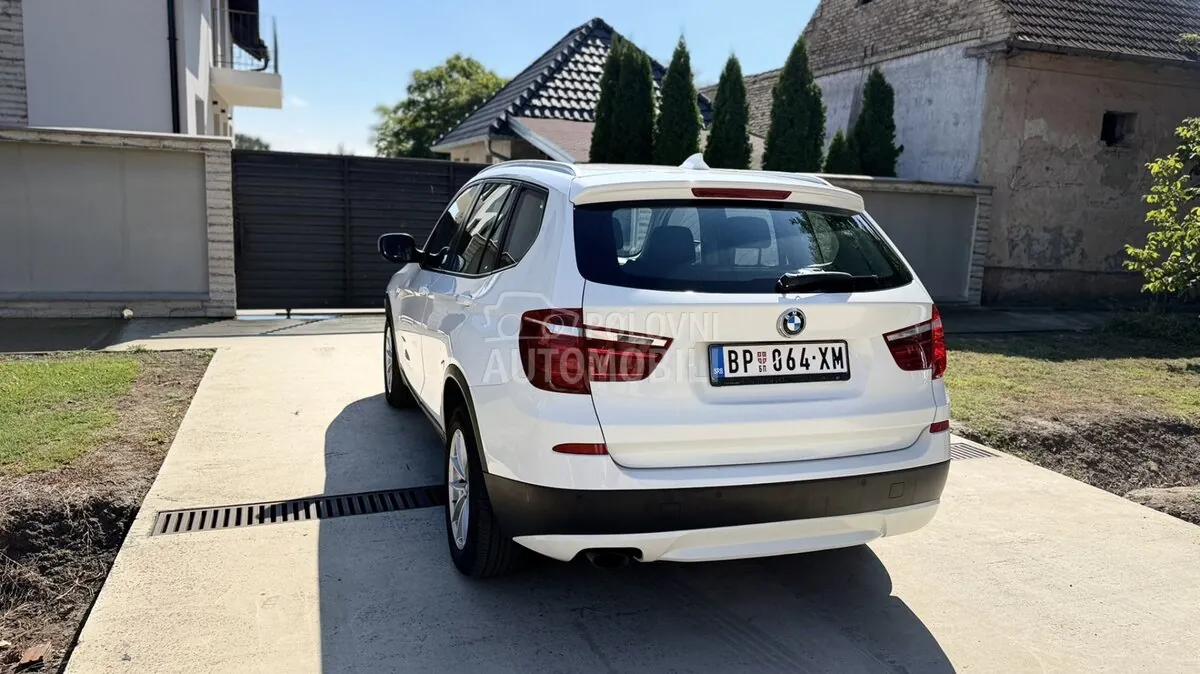BMW X3 2012 photo 4