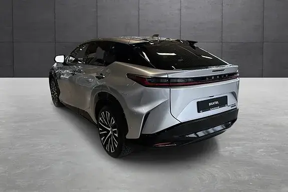 Lexus Rz450E 2023 photo 3