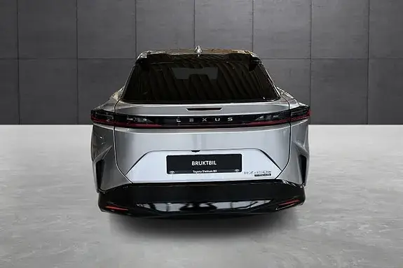 Lexus Rz450E 2023 photo 4