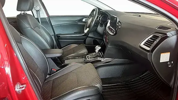 Kia Ceed 2023 photo 3