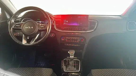 Kia Ceed 2023 photo 4
